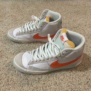 Nike Blazer Mid '77 Pro Club Remastered White Safety Orange Size 9.5